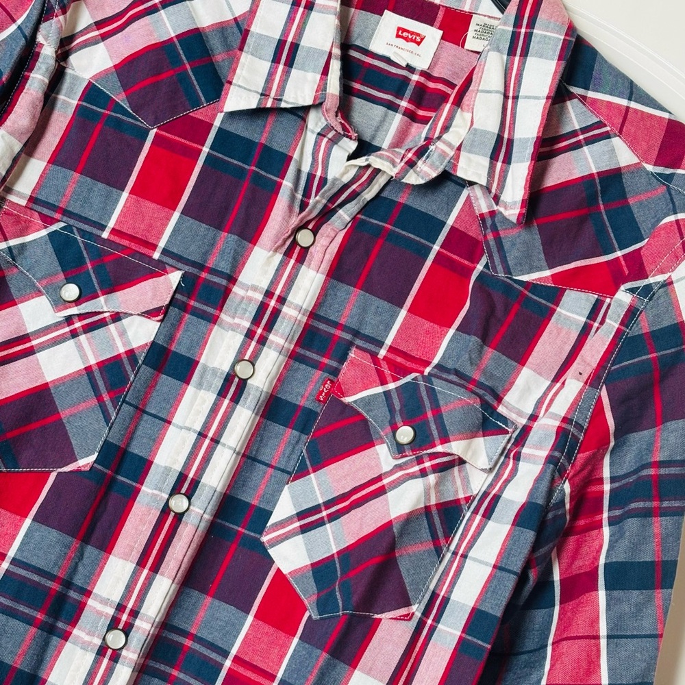 Levi's Men's Casual Red and Blue Checkered Shirt